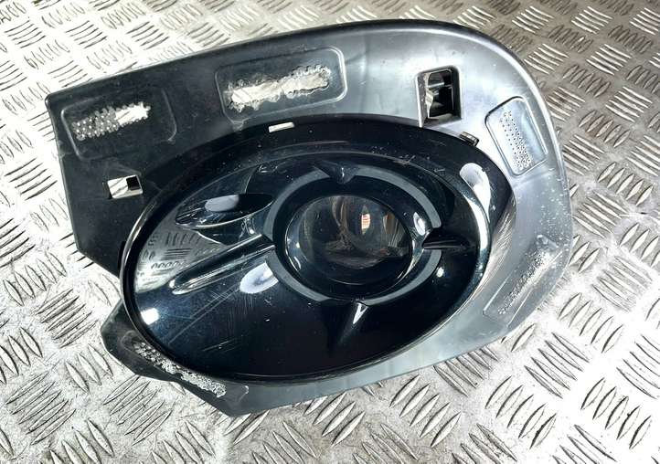 Mercedes-Benz GLA W156 (2017 - 2020)  A2518200756 Декоративная решётка противотуманной фары
