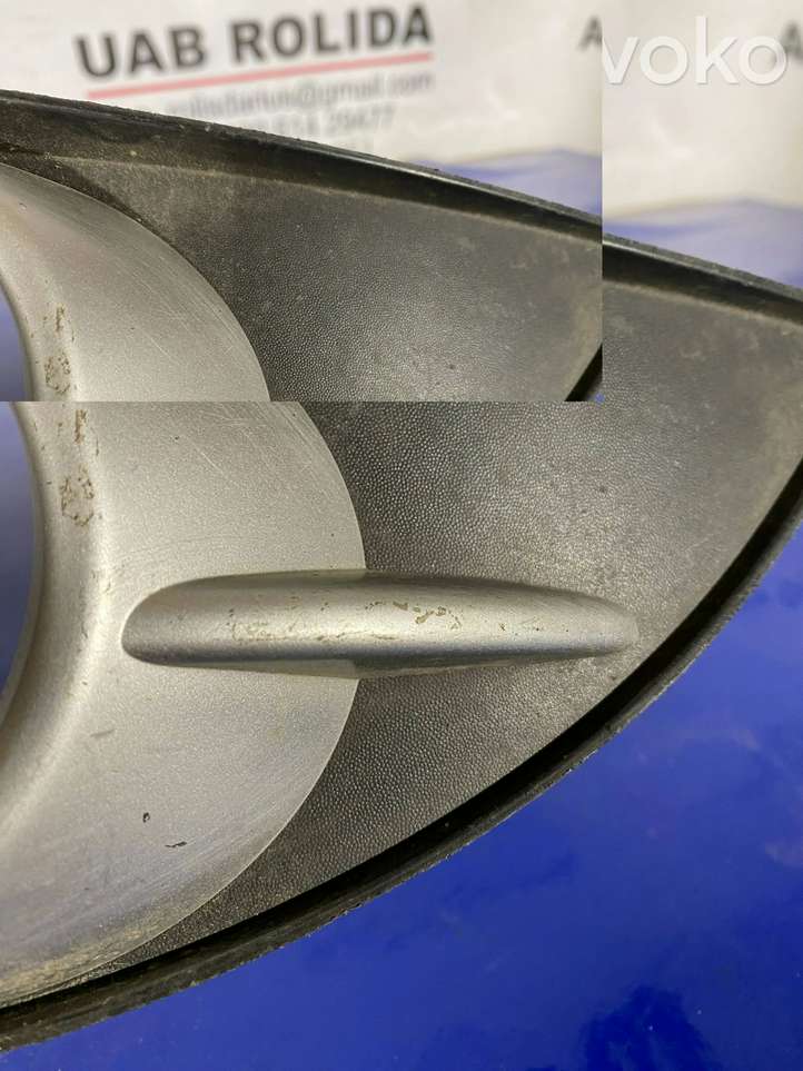 Renault Scenic II -  Grand scenic II (2003 - 2006)  P0009511 Декоративная решётка противотуманной фары