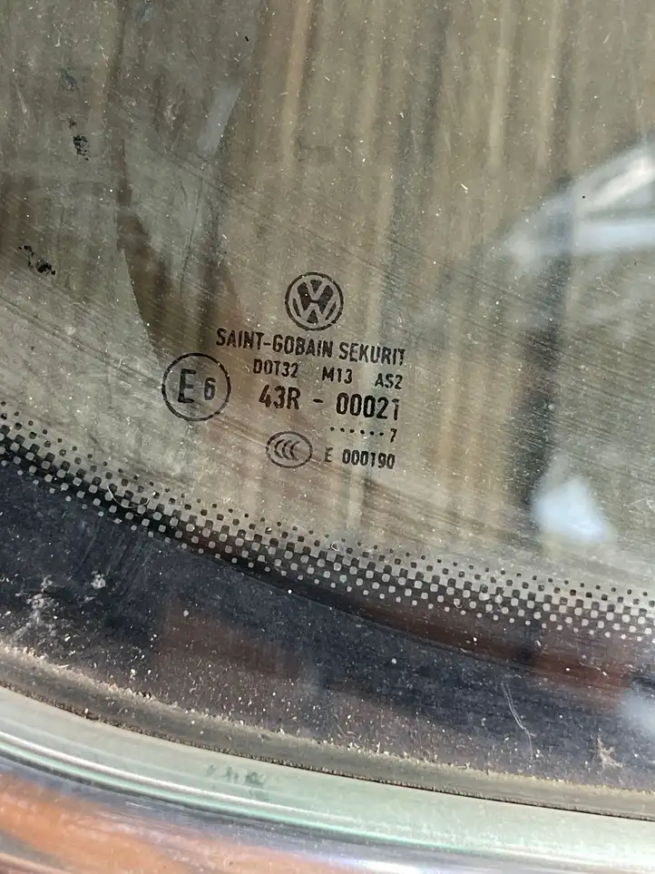 Volkswagen PASSAT B6 (2005 - 2010) Заднее боковое стекло — фото 2