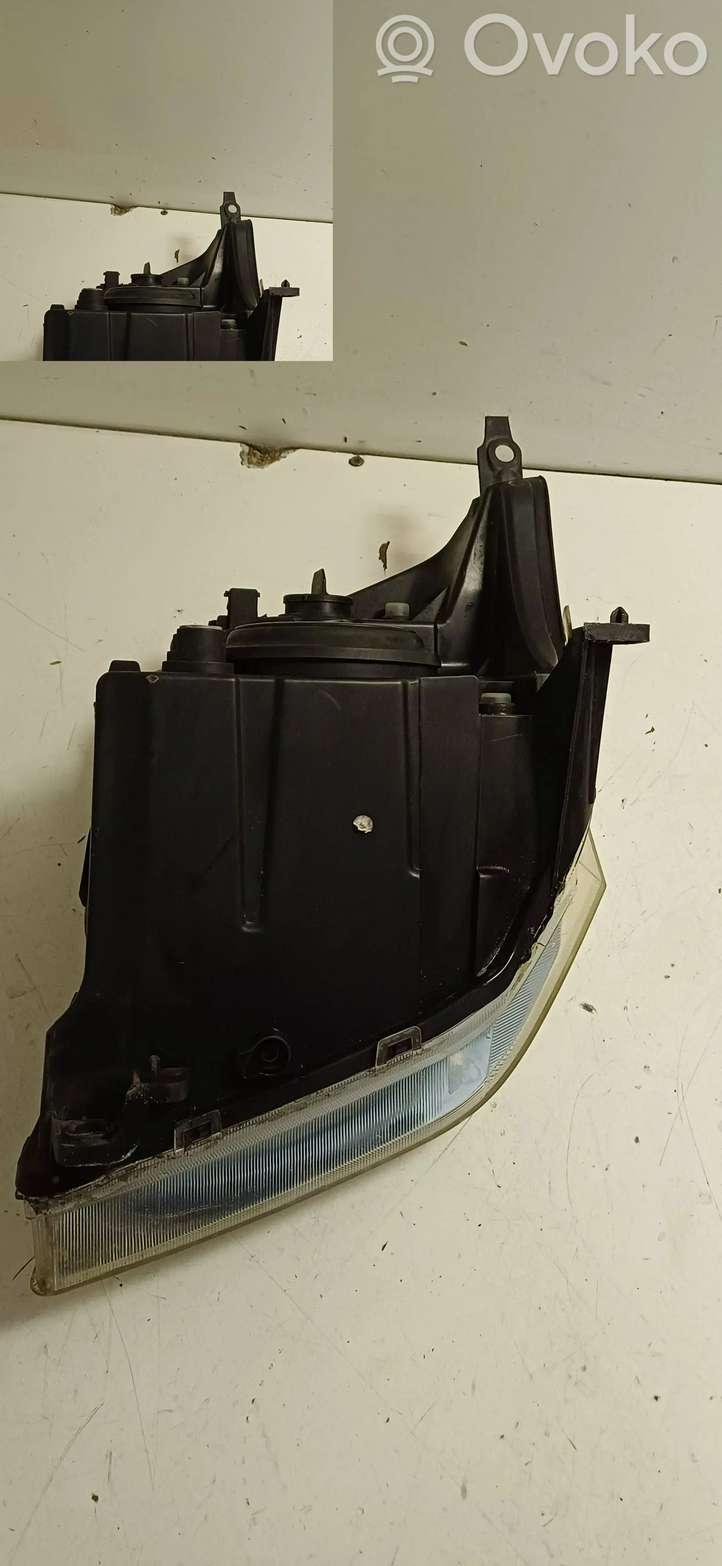 Citroen C2 (2003 - 2008)  8611229000 Декоративная решётка противотуманной фары