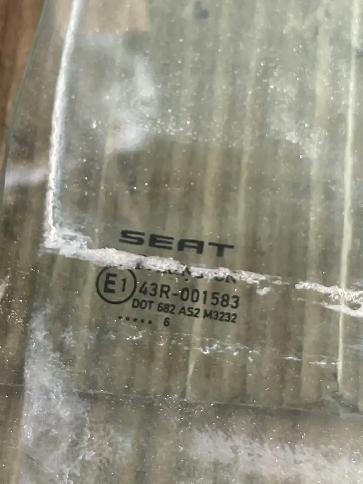 Seat Leon (1P) (2005 - 2012) Стекло задней двери — фото 2