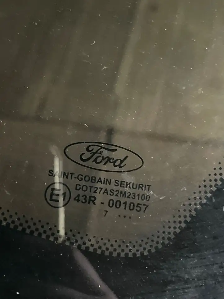 Ford Focus (2005 - 2008) Заднее боковое стекло — фото 2