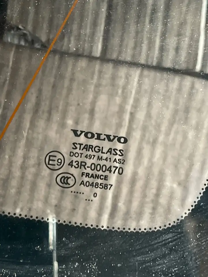 Volvo XC60 (2008 - 2013) Заднее боковое стекло — фото 2