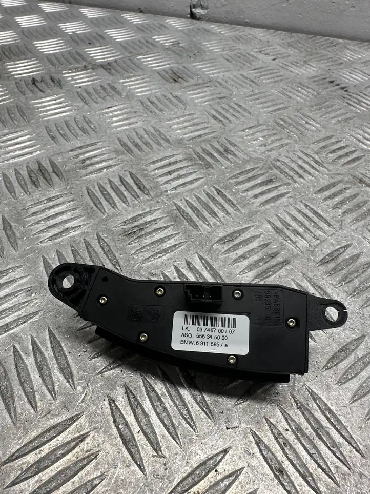 BMW 7 E65 E66 (2001 - 2008) 6911585 Кнопки на рулевом колесе — фото 2