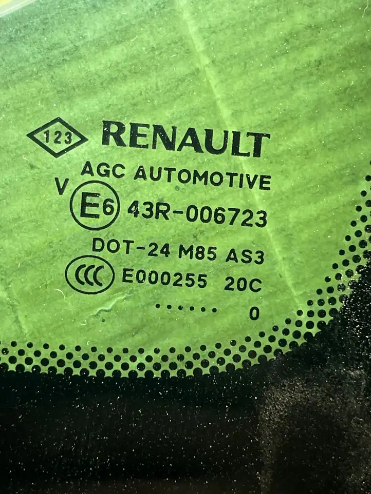 Renault Scenic III - Grand scenic III (2009 - 2016) Заднее боковое стекло — фото 2