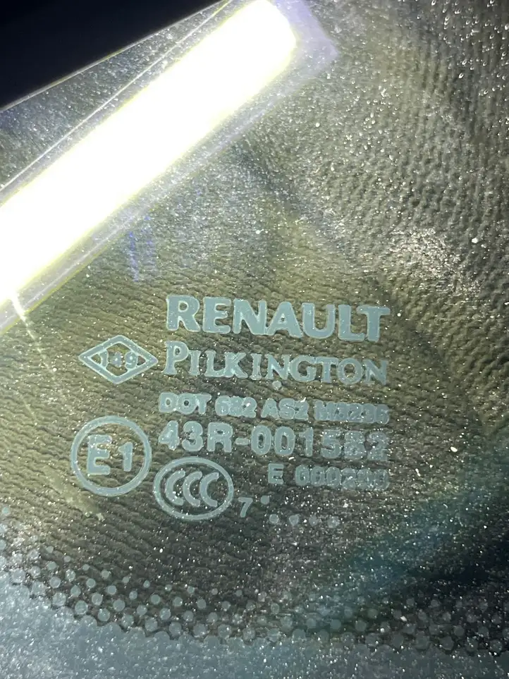 Renault Laguna II (2005 - 2007) Заднее боковое стекло — фото 2