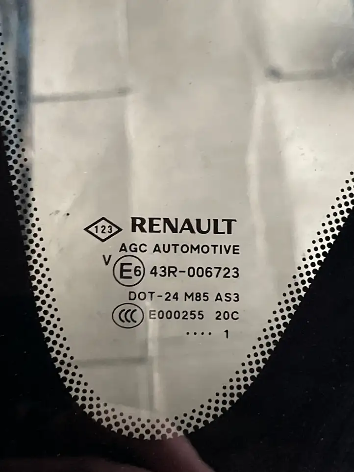 Renault Scenic III - Grand scenic III (2009 - 2016) Заднее боковое стекло — фото 2