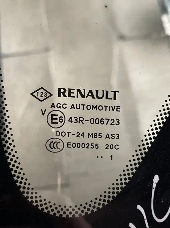 Renault Scenic III - Grand scenic III (2009 - 2016) Заднее боковое стекло — фото 2
