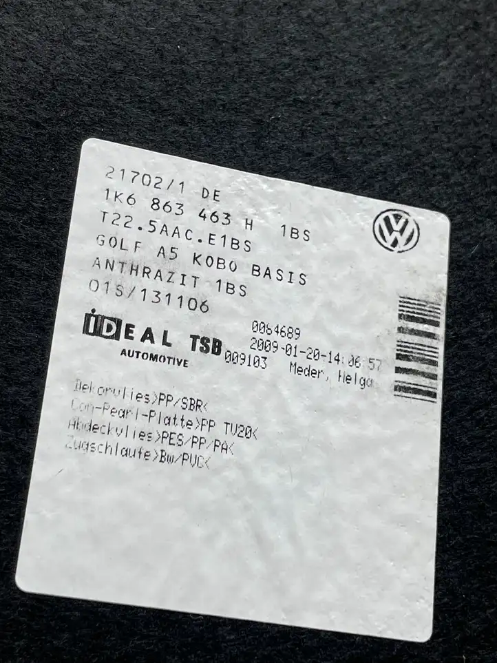 Volkswagen Golf VI (2009 - 2013) 1K6863463H Коврик багажника — фото 2