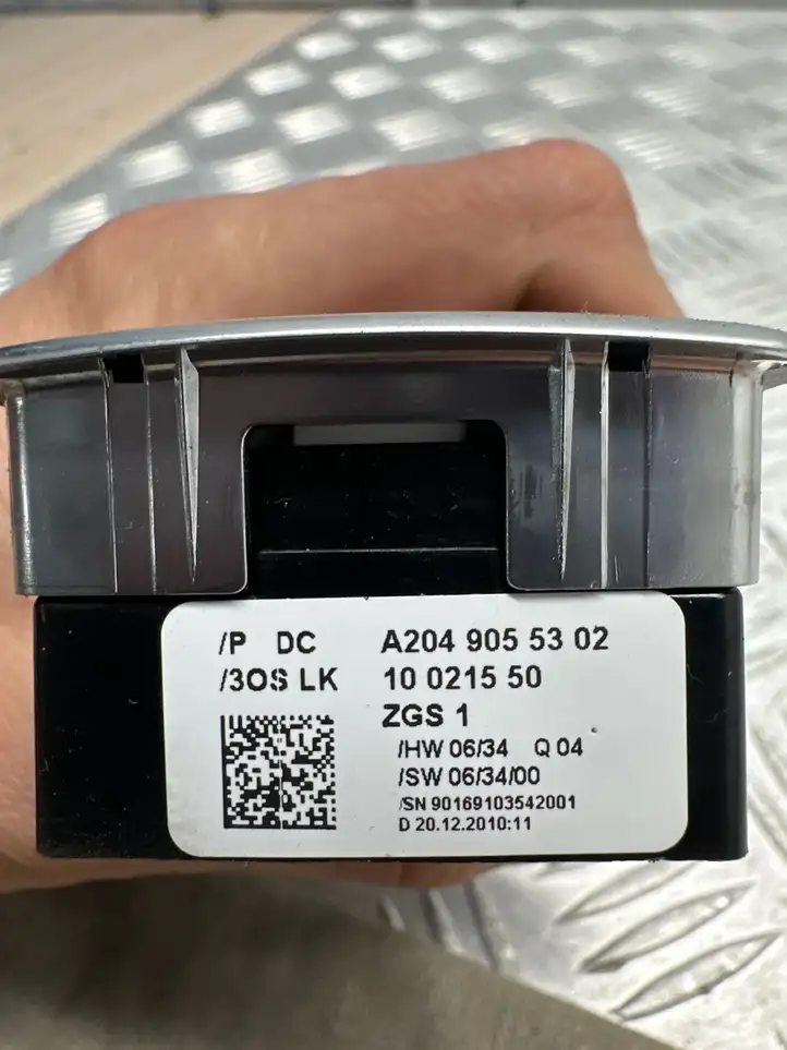 Mercedes-Benz C W204 (2007 - 2014) A2049055302 Кнопка стеклоподъемников — фото 3