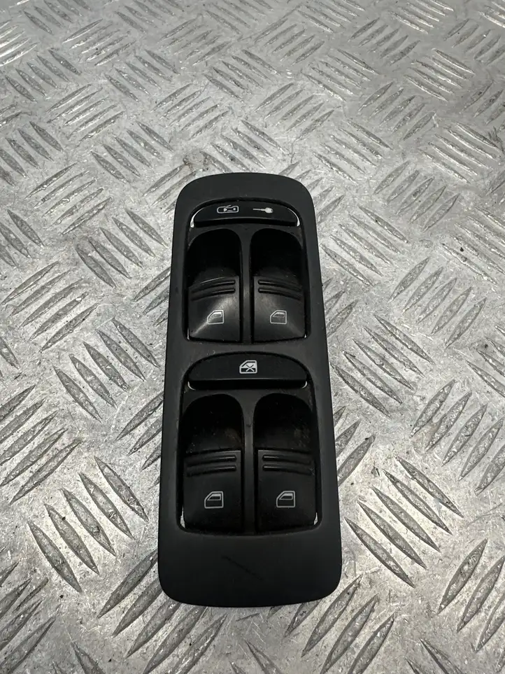 Porsche Cayenne (9PA) (2002 - 2010) 7l5959857a Блок кнопок стеклоподъемников — фото 1