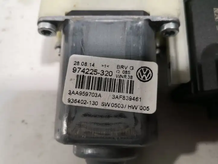 Volkswagen PASSAT B7 (2011 - 2014) 3AA959703A Стеклоподъемник задней двери — фото 5