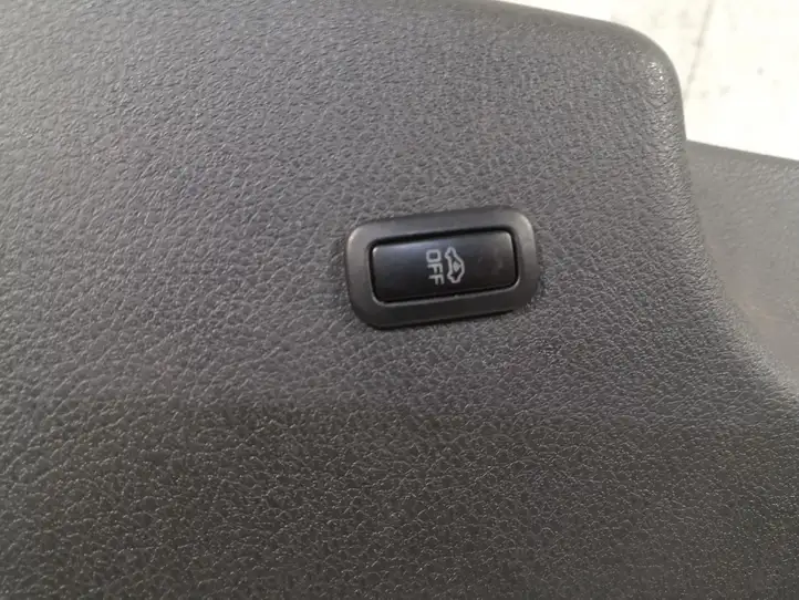 Volkswagen PASSAT B7 (2011 - 2014) 3C0867292 Нижняя обшивка стойки B — фото 9