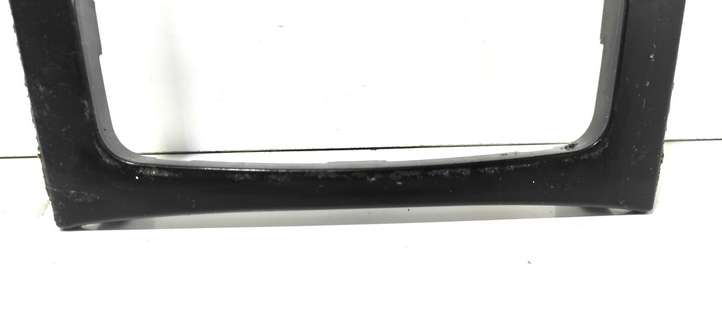 Mercedes-Benz C W204 (2007 - 2014)  A2046800039 Рамка рычага переключения передач