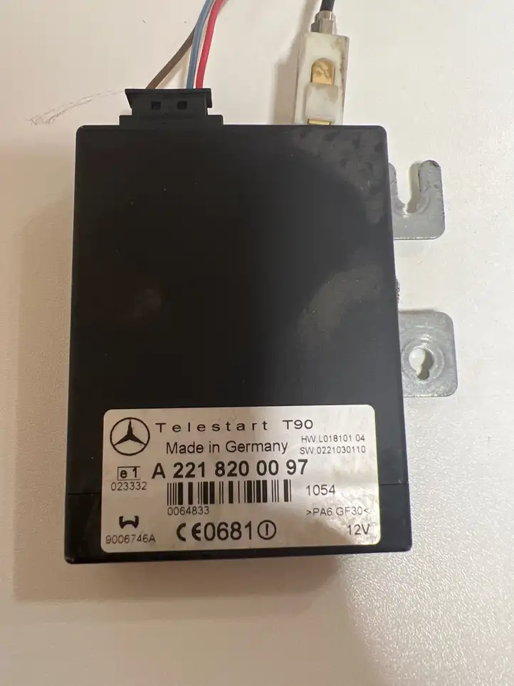 Mercedes-Benz E W211 (2002 - 2009) A2218200097 Блок GSM — фото 2