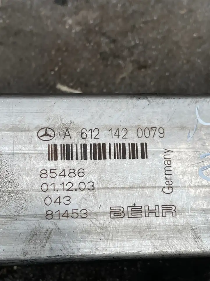 Mercedes-Benz ML W163 (1997 - 2005) A6121420079 Охладитель клапана EGR — фото 7