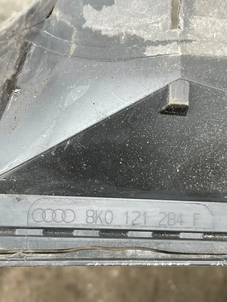 Audi A4 S4 B8 8K (2007 - 2011) 8K0121284 Дефлектор воздуха — фото 3