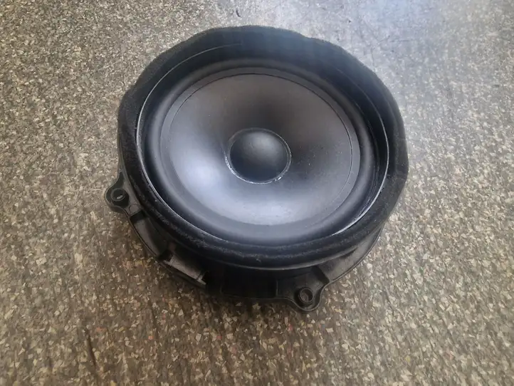 Land Rover Range Rover Sport (2005 - 2009)  XQM500290 Громкоговоритель (громкоговорители) в передних дверях