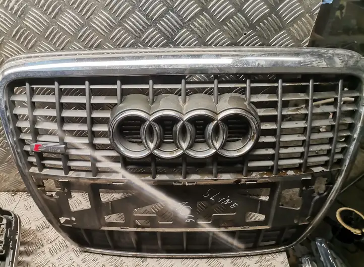 Audi A6 S6 C6 4F (2008 - 2011) Передняя решетка — фото 1