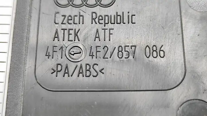 Audi A6 S6 C6 4F (2008 - 2011) 4F2857086 Прочие детали салона — фото 2