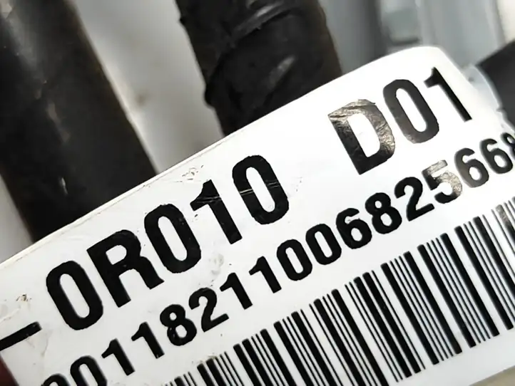 Toyota RAV 4 (XA30) (2006 - 2016) 821840R010 Жгут проводов крышки багажника — фото 3
