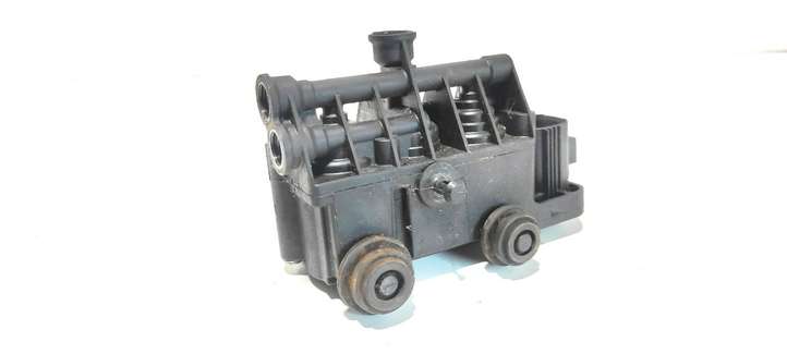 Land Rover Range Rover (2005 - 2009)  RVH500050 Распределитель воздуха / блок клапана (пневматическое шасси)