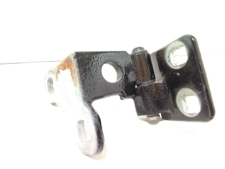 Land Rover Range Rover (2005 - 2009)   Нижняя петля задней двери
