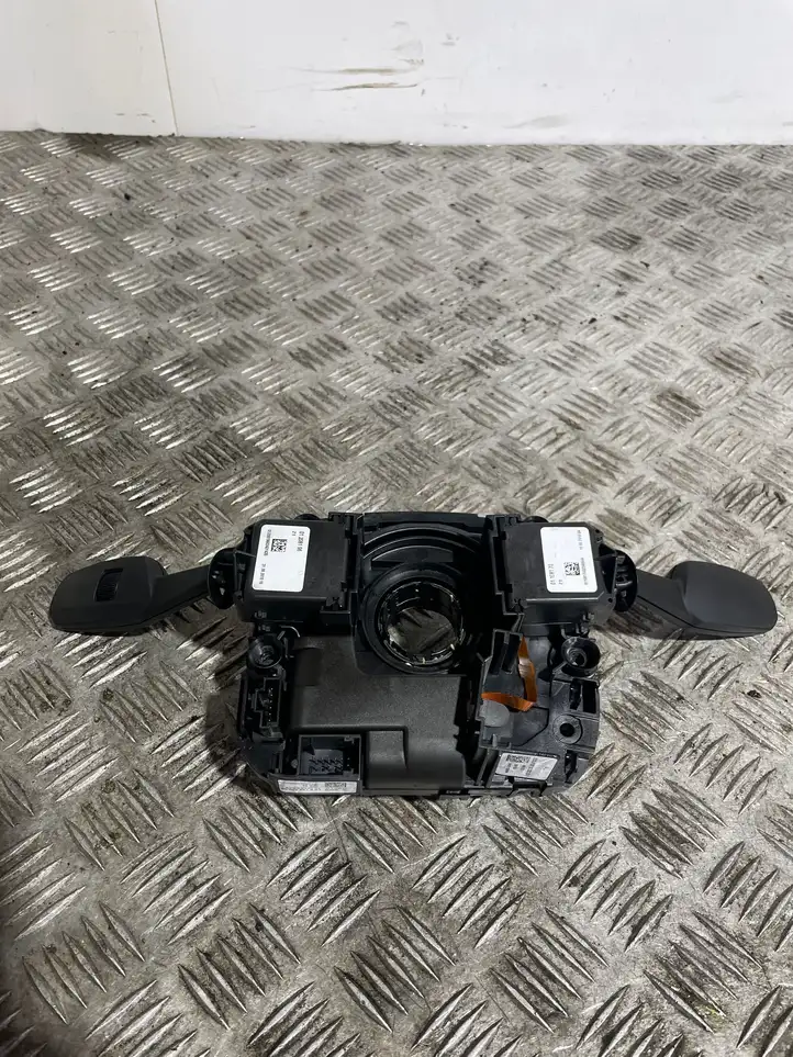 BMW 1 E81 E87 (2004 - 2011) 6989556 Контактное кольцо SRS — фото 4