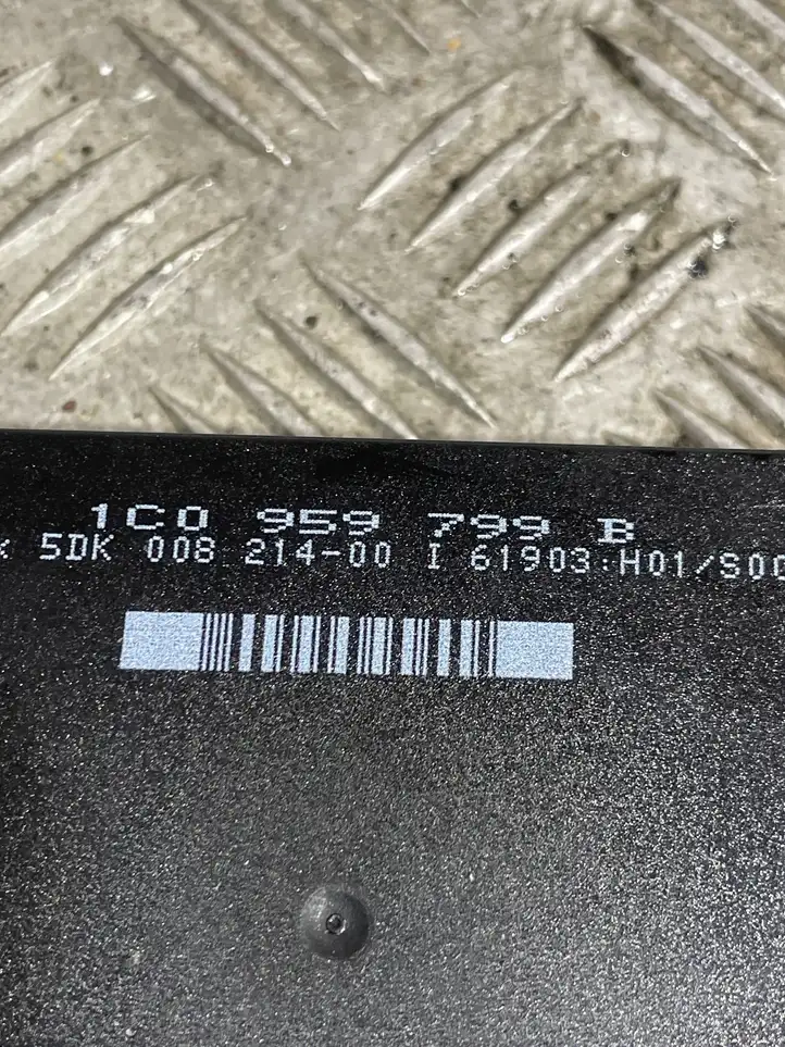 Volkswagen PASSAT B5.5 (2001 - 2005) 5DK00821400 Модуль комфорта — фото 3