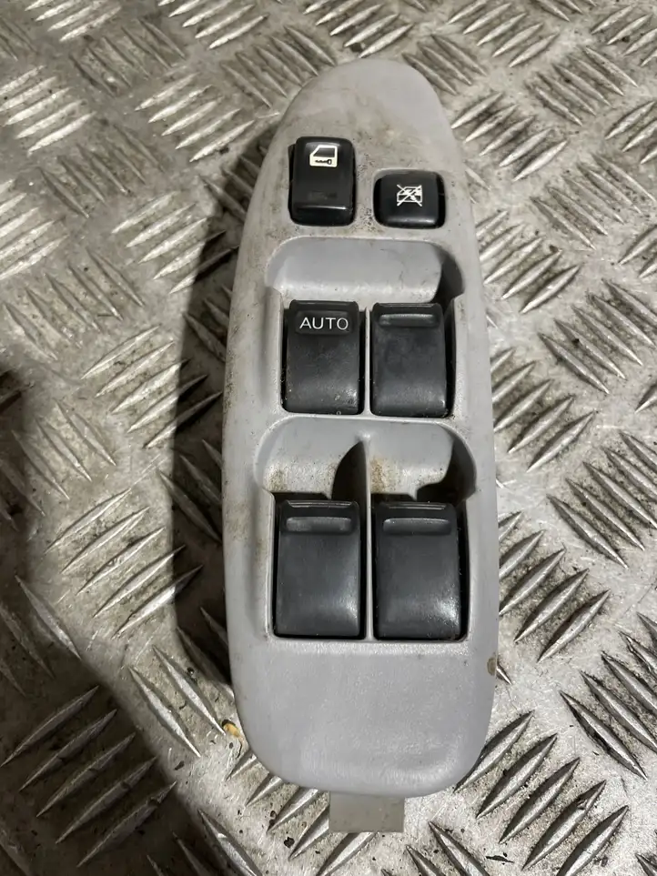 Nissan Almera (2000 - 2006) 80961 Блок кнопок стеклоподъемников — фото 1