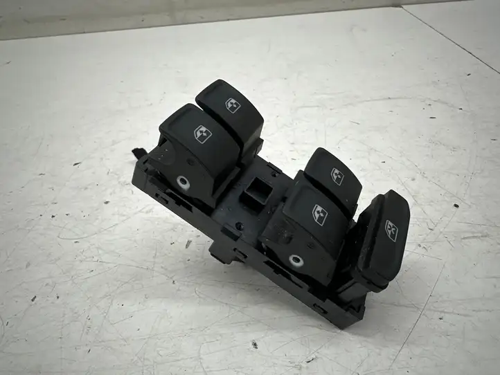Volkswagen T-Cross (2017 - ) 5G0959857D Блок кнопок стеклоподъемников — фото 1