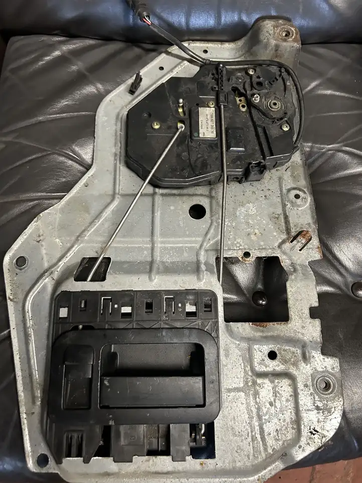 Volkswagen Multivan T5 (2003 - 2015) 7H0827201 Замок задней двери — фото 1