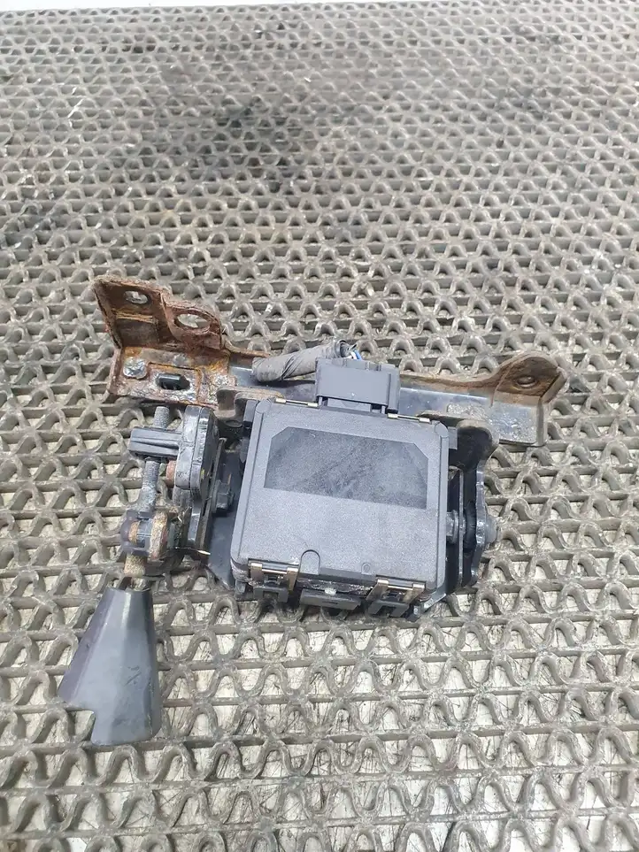 Nissan Qashqai (2013 - 2017) 284384EJ0A Радар Distronic — фото 3