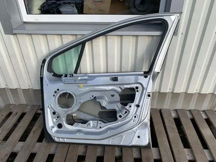Peugeot 308 (2007 - 2013) Дверь — фото 4