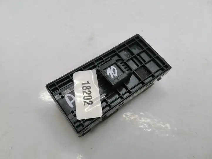 Audi A3/S3 8P (2008 - 2013) 4F0959851F Блок кнопок стеклоподъемников — фото 3