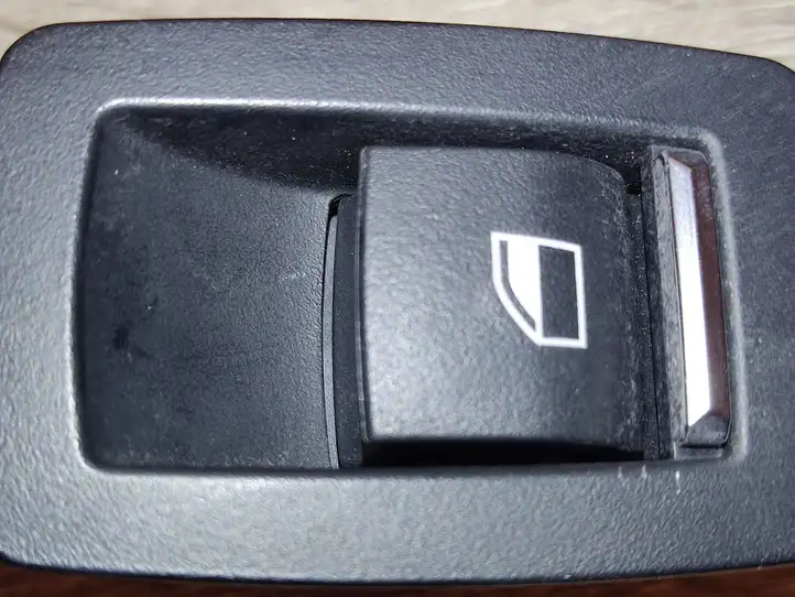 BMW X3 F25 (2010 - 2017) 9361936 Блок кнопок стеклоподъемников — фото 7