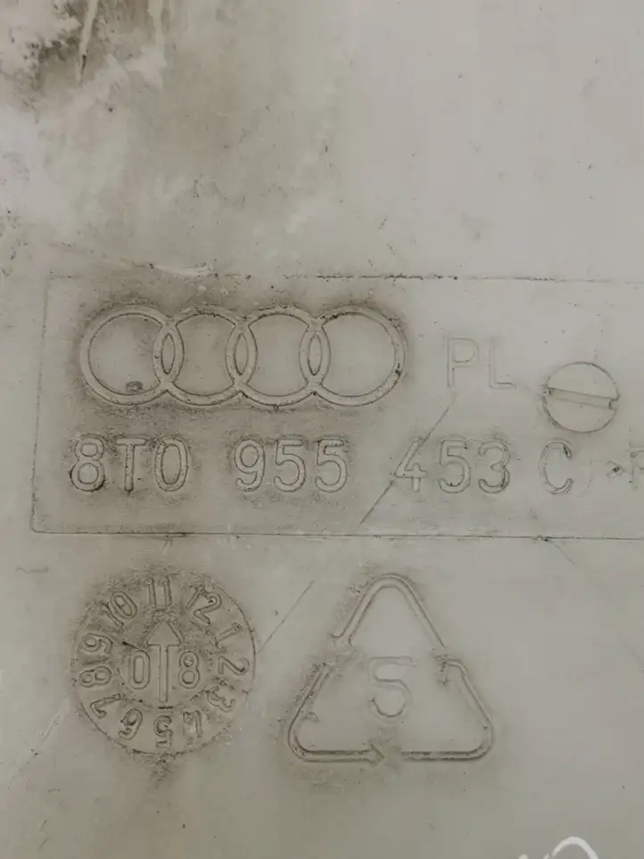 Audi A4 S4 B8 8K (2007 - 2011) 8T0955453C Бачок омывателя стекла — фото 4