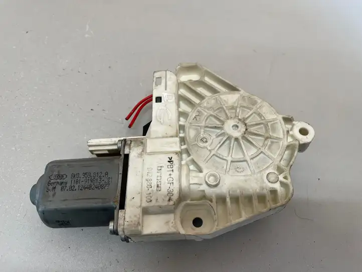 Audi A4 S4 B8 8K (2007 - 2011) 8K0959812A Стеклоподъемник задней двери — фото 1