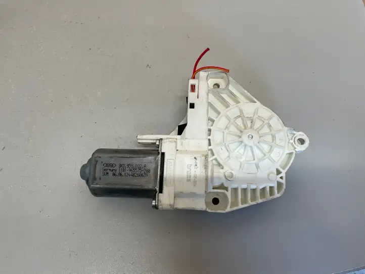 Audi A4 S4 B8 8K (2007 - 2011) 8K0959802A Стеклоподъемник задней двери — фото 1