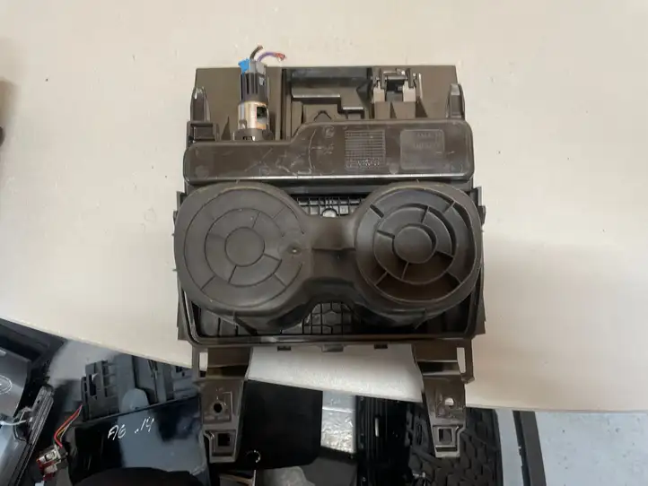 Opel Insignia B (2017 - ) 5446204 Подстаканник — фото 3