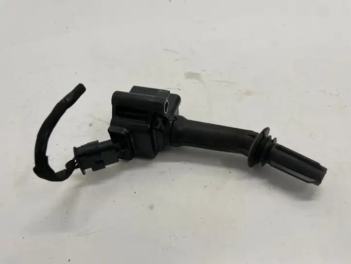 Opel Insignia B (2017 - ) 12635672 Катушка зажигания — фото 3