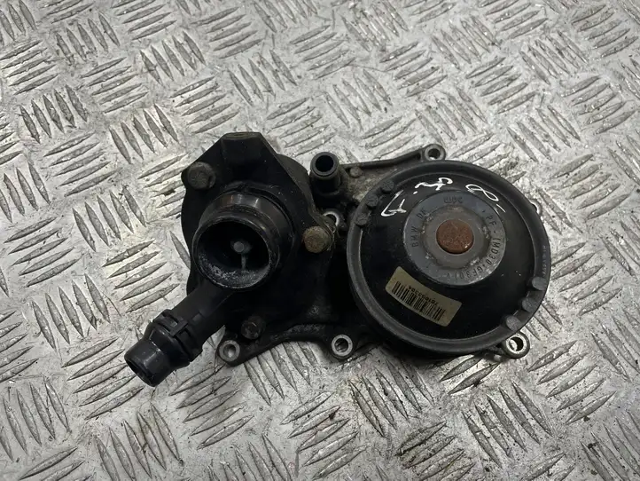 BMW 3 F30 F35 F31 (2012 - 2018) 781083304 насос охлаждения — фото 1