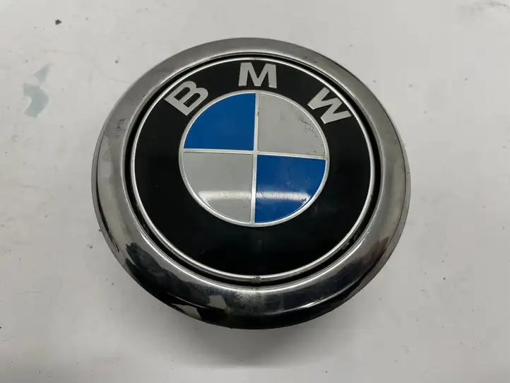 BMW 1 F20 F21 (2011 - 2019) 7270728 Кнопка закрытия крышки багажника — фото 1