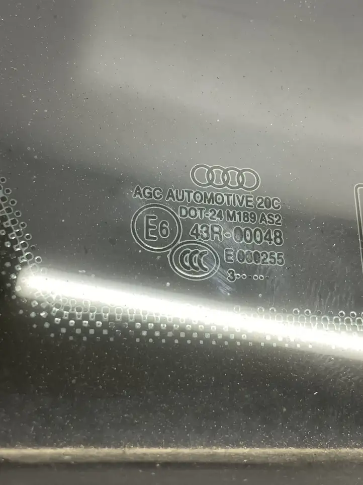 Audi A4 S4 B8 8K (2011 - 2015) 8K5845299 Заднее боковое стекло — фото 3