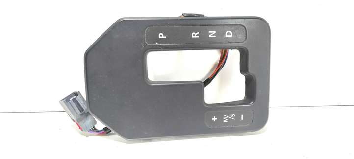 Land Rover Discovery (2004 - 2009)  FJV500272 Рамка рычага переключения передач