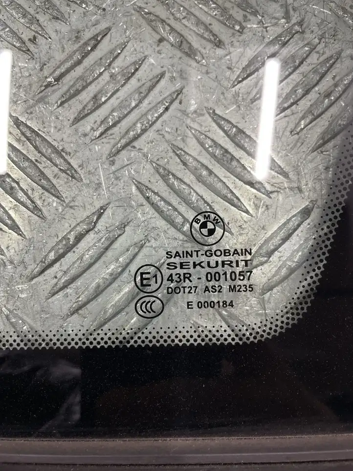 BMW 3 F30 F35 F31 (2012 - 2018) Заднее боковое стекло — фото 2