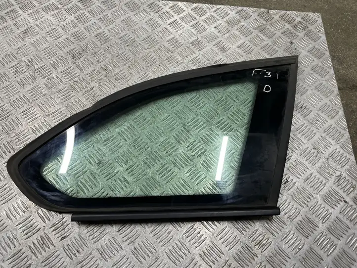 BMW 3 F30 F35 F31 (2012 - 2018) Заднее боковое стекло — фото 1