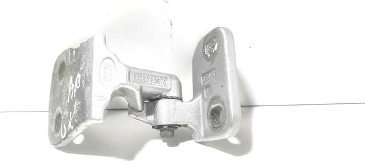 Land Rover Discovery (2004 - 2009)  BDB780072 Нижняя петля задней двери