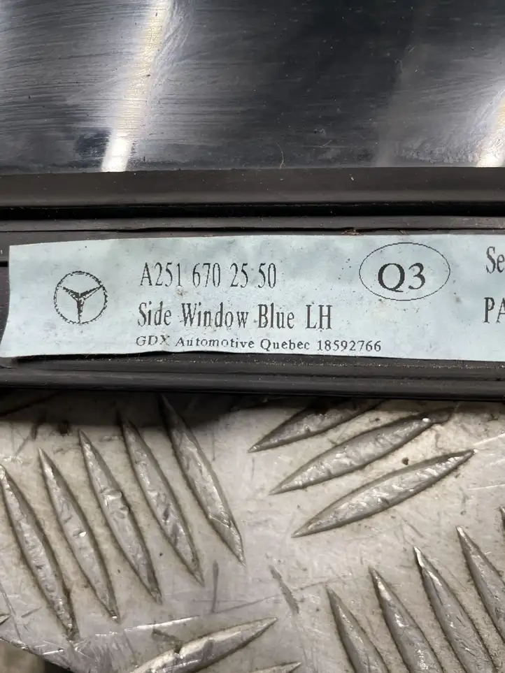 Mercedes-Benz R W251 (2005 - 2013) A2516702550 Заднее боковое стекло — фото 3