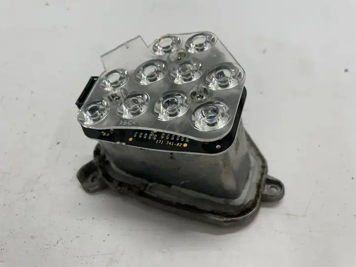 BMW 5 F10 F11 (2009 - 2016) 17173802 LED модуль контроля — фото 1